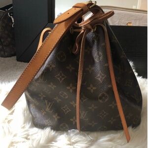 Rare vintage Luis Vuitton Noe bag in the petite/MM